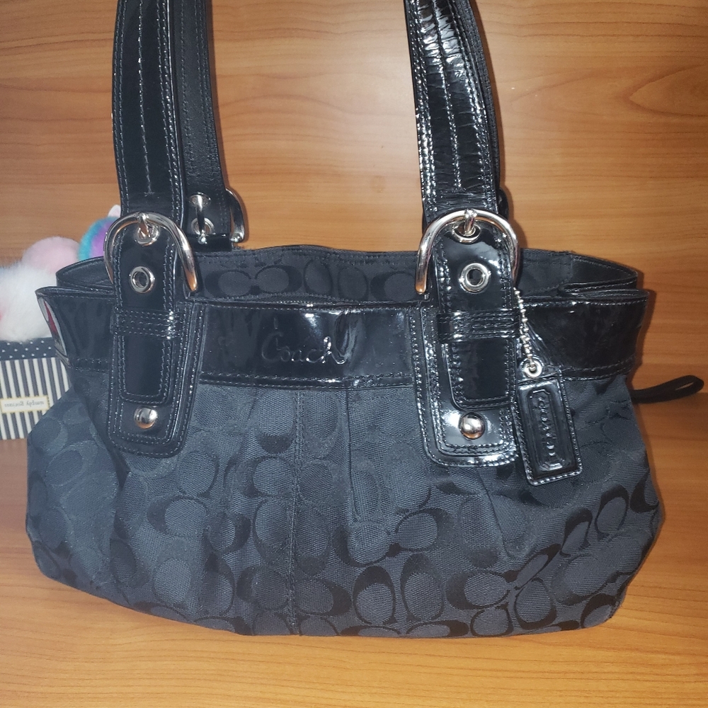 Coach Shoulder Bag
